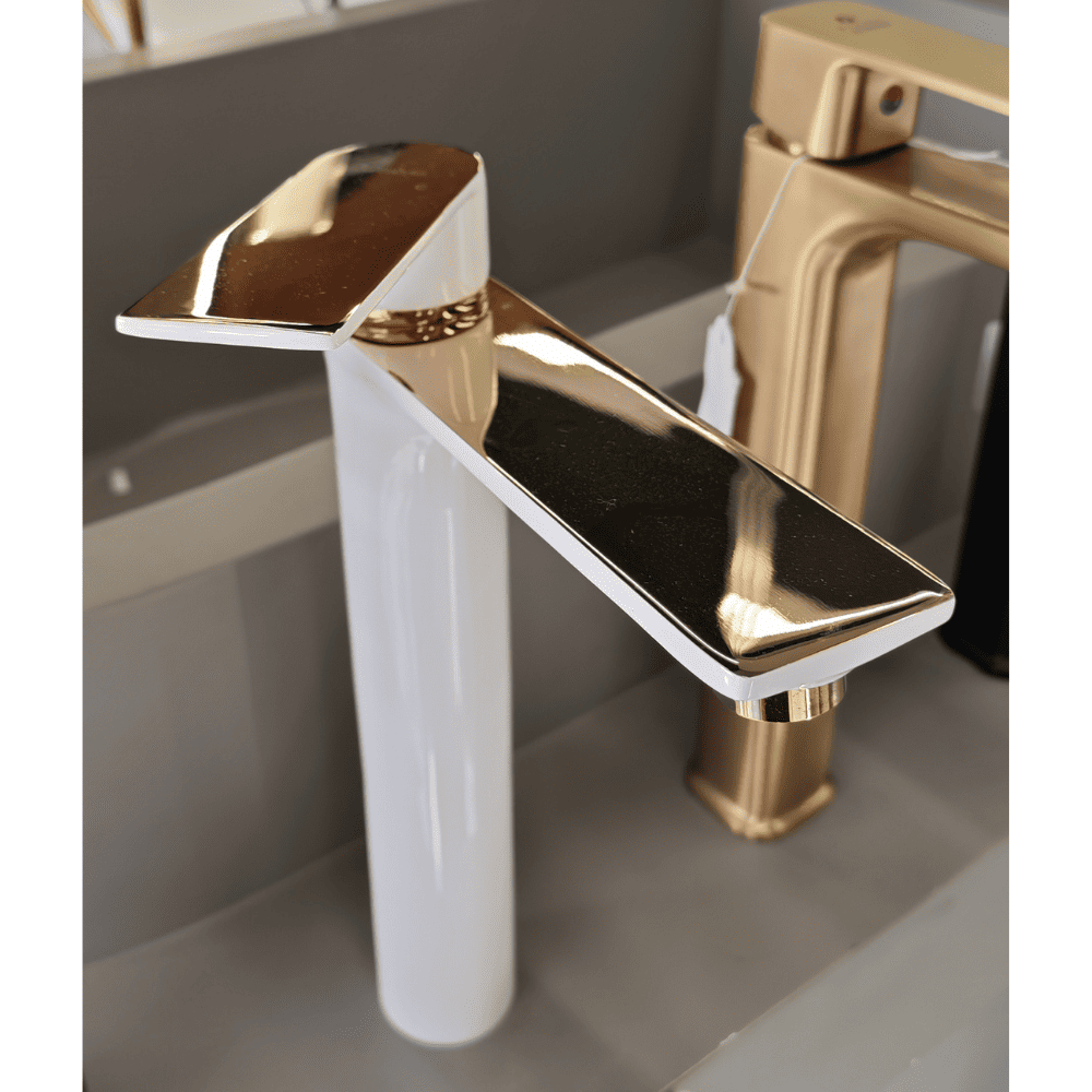 خلاط مرتفع أبيض مع يد ذهبي لامع – تصميم فاخر وعصري 614901-1 (5) خلاط مرتفع أبيض مع يد ذهبي لامع – تصميم فاخر وعصري 614901-1