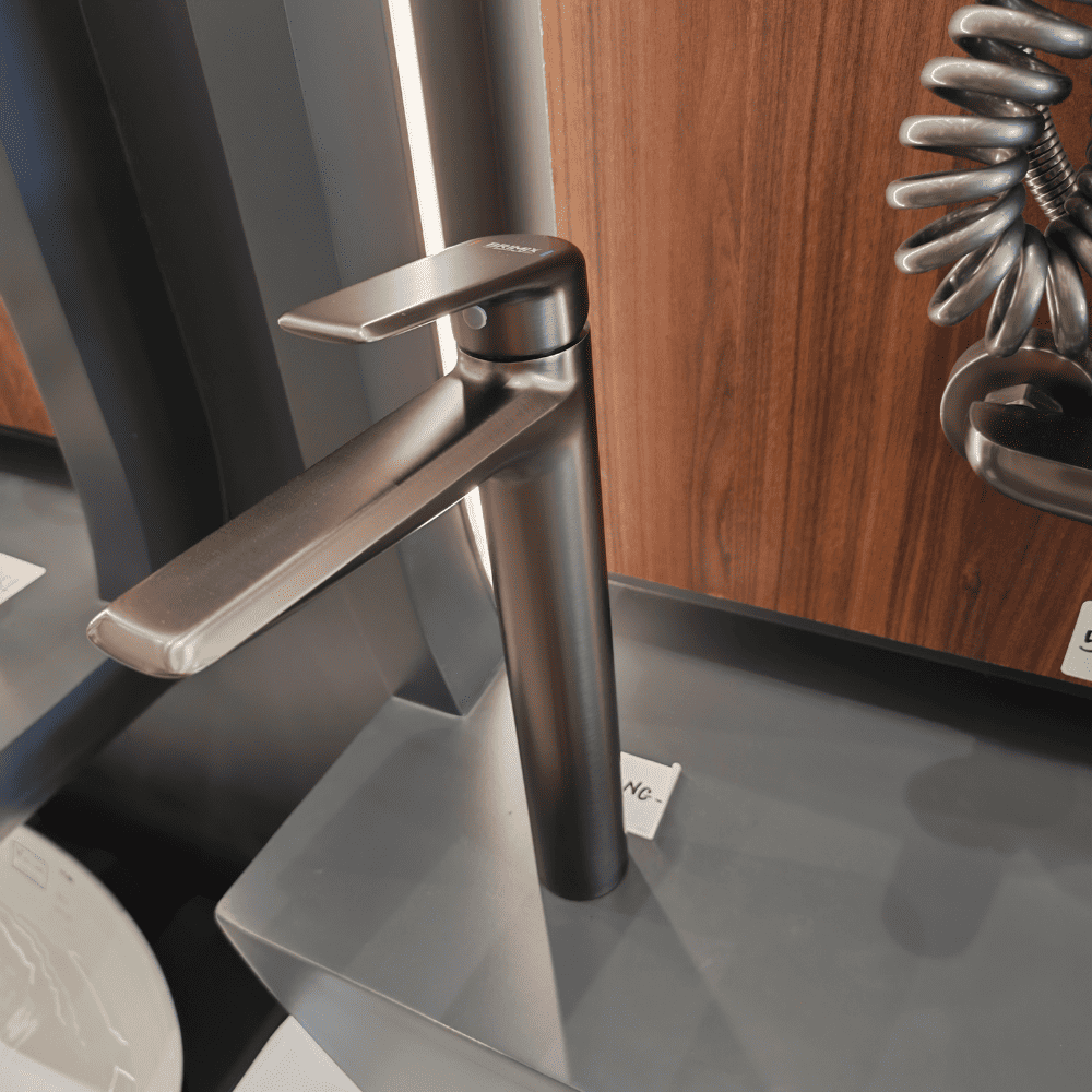 خلاط مغسلة مرتفع كروم مطفي 1-0061NG-1 (3) خلاط مغسلة مرتفع كروم مطفي