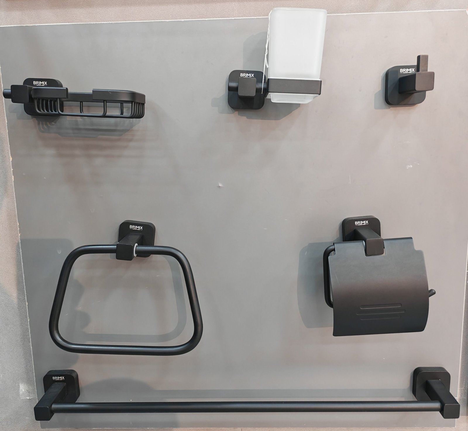 طقم اكسسوارات ايطالي 6 قطع اسود 9400X-6 (2) طقم اكسسوارات ايطالي 6 قطع اسود