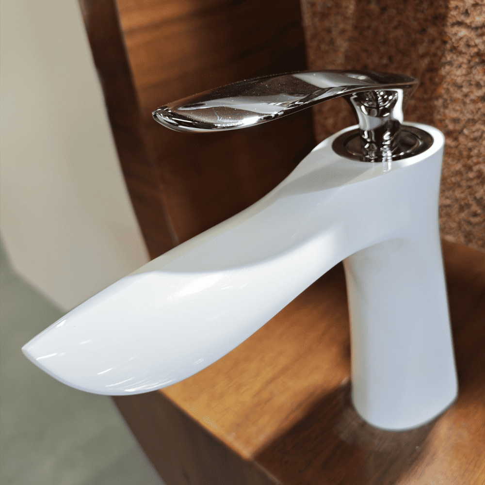 طقم خلاطات أبيض فاخر 1F016000 (9) طقم خلاطات أبيض فاخر