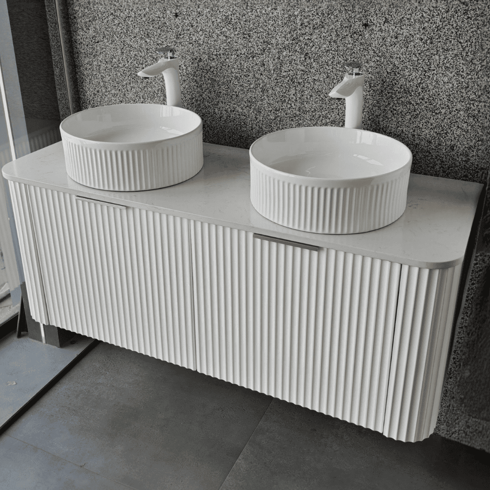 مغسلة حمام أبيض مزدوجة بحوضين مع كبد داخلي – SC42 (4) مغسلة حمام أبيض بحوضين مع كبد 120-150 سم