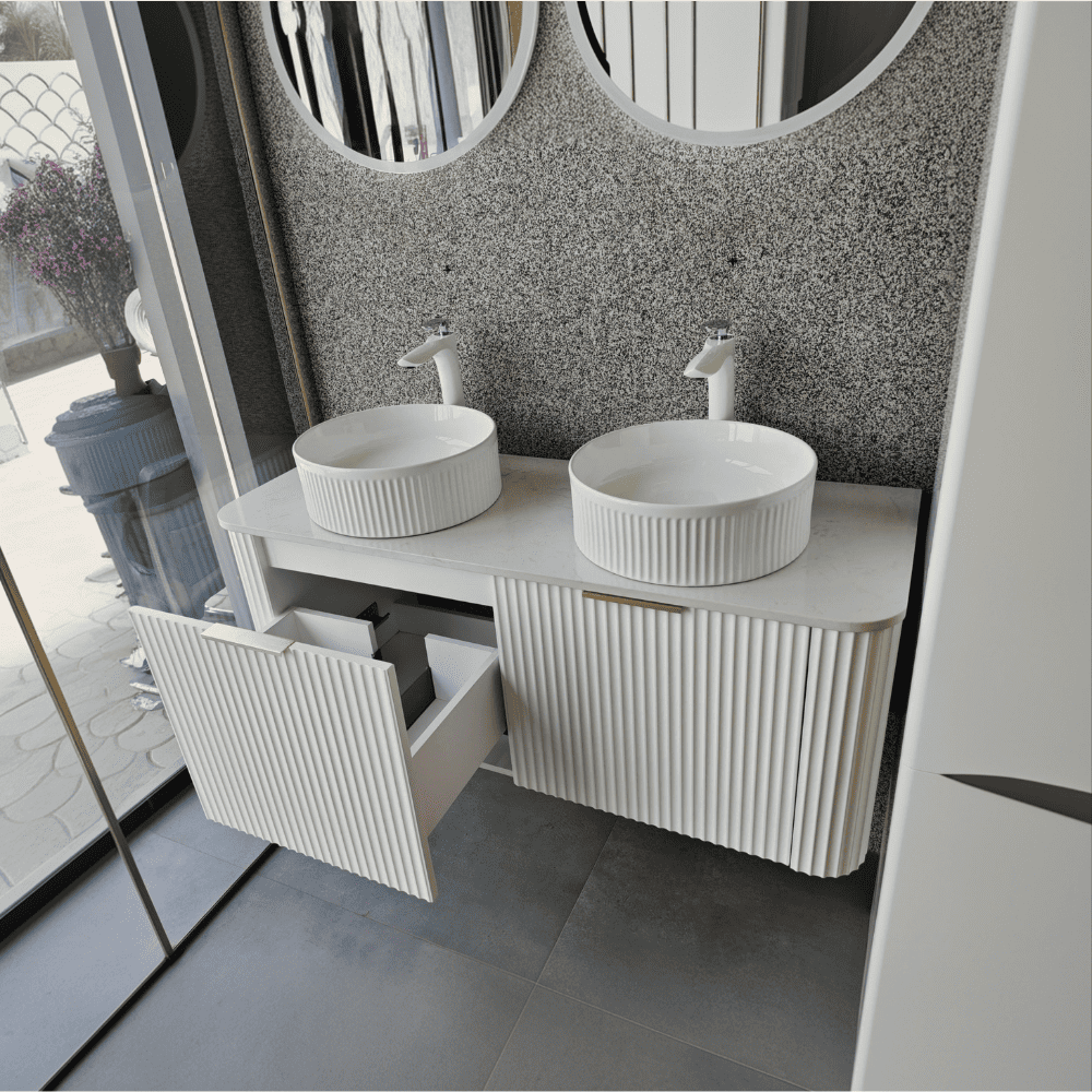 مغسلة حمام أبيض مزدوجة بحوضين مع كبد داخلي – SC42 (7) مغسلة حمام أبيض بحوضين مع كبد 120-150 سم